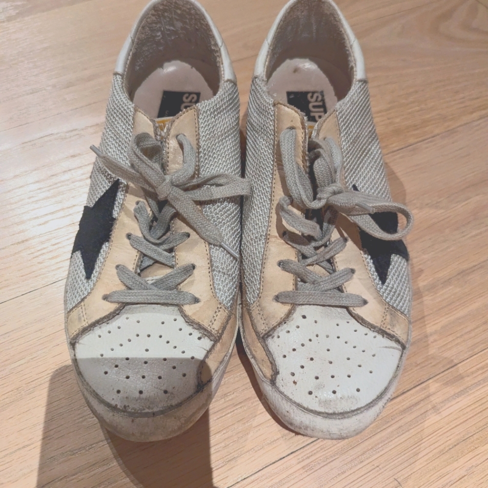 Golden Goose low top women's sneaker
